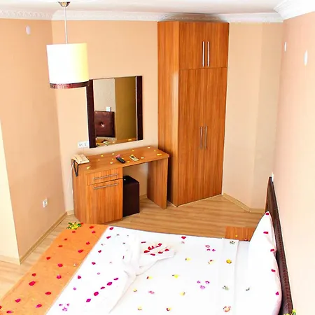 Hotel Grand Beyza Garden